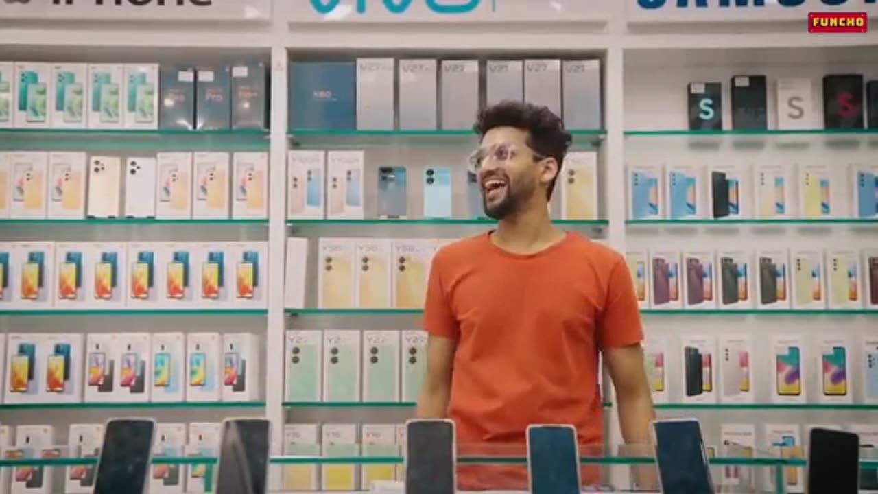 Ashish Fumoedyl Colletion