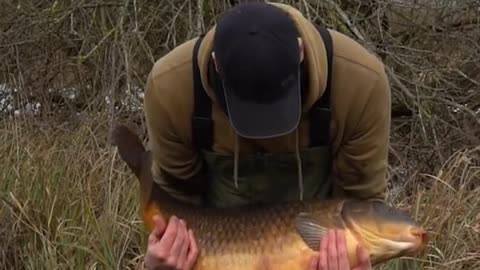 Chris with a stunning cold weather carp
