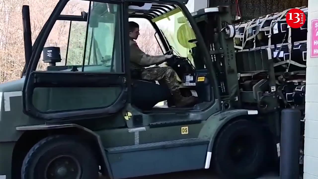 US sent all its military stock to Ukraine - former adviser to Pentagon chief
