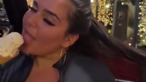 Love to eat the Ice Cream Am I Sexy Girl ? Yes or No 😍