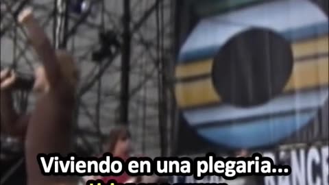 Living On A Prayer 🙏 ( Live ) - Bon Jovi