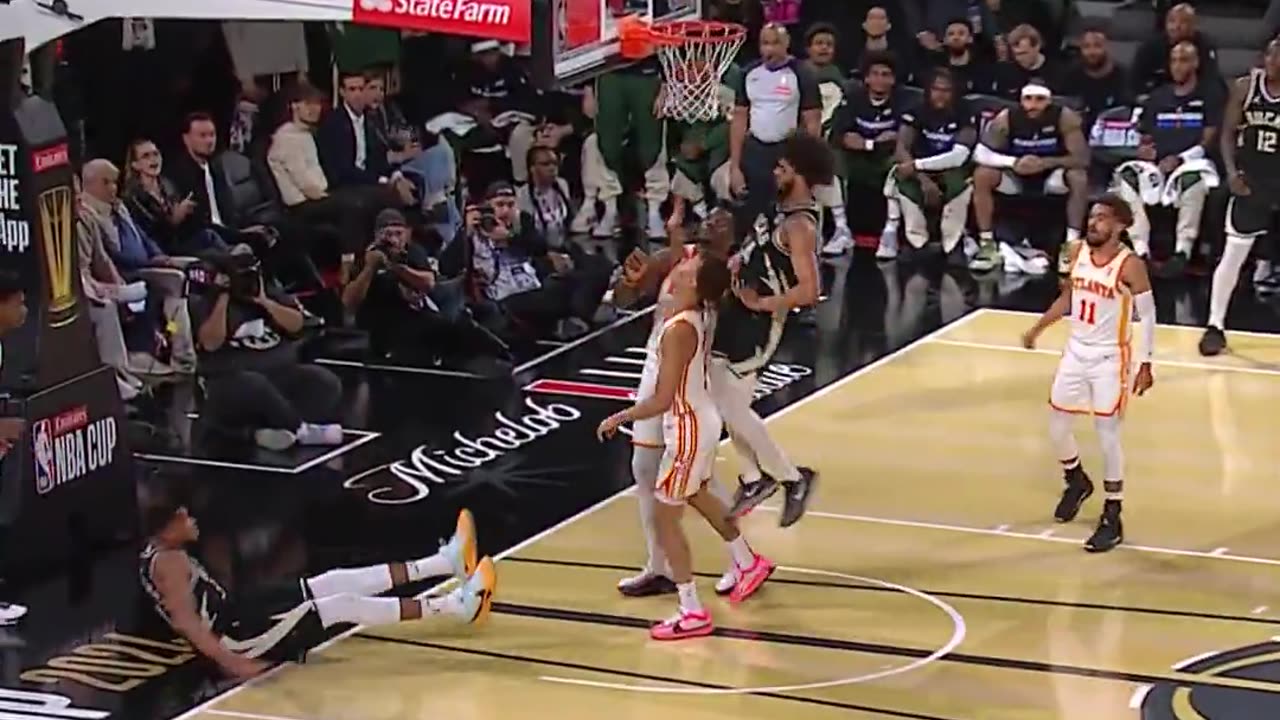 Giannis with the LEFTY FINISH! 🤯 #Bucks #NBA