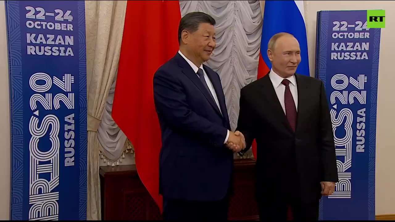 NOTIZIE DAL MONDO Il Presidente russo Vladimir Putin ha incontrato il Presidente cinese Xi Jinping a margine del summit BRICS 2024 che si svolge dal 22 al 24 ottobre 2024 a Kazan in Russia