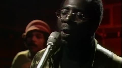 Curtis Mayfield - Keep On Keeping On = Great Live Music Video OGWT 1972 (72002)