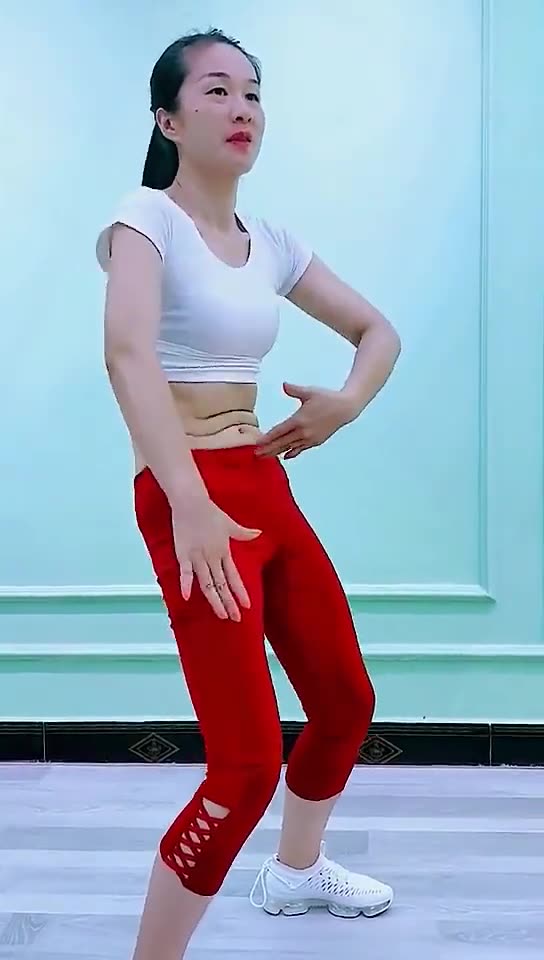 WOMEN WITH FAST WEIGHT LOSS EXERCISES DANCING