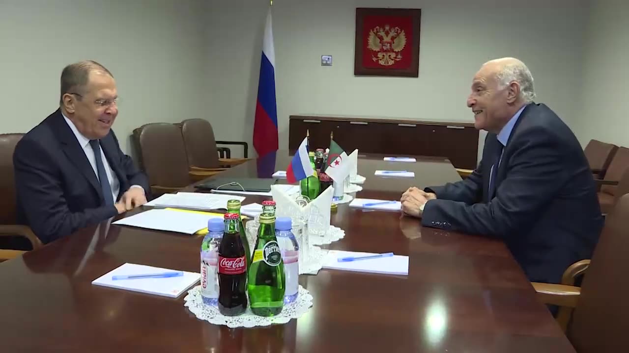 Lavrov and his Algerian counterpart