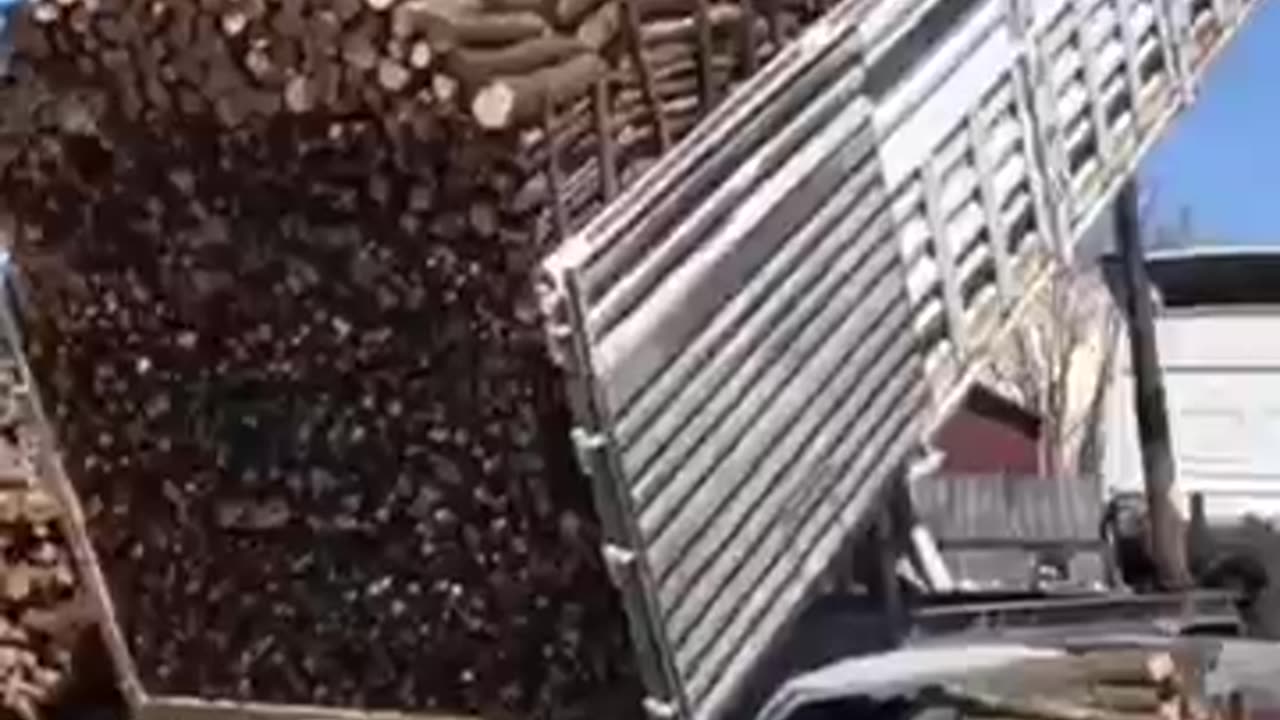 Unloading Wood ##❗❗