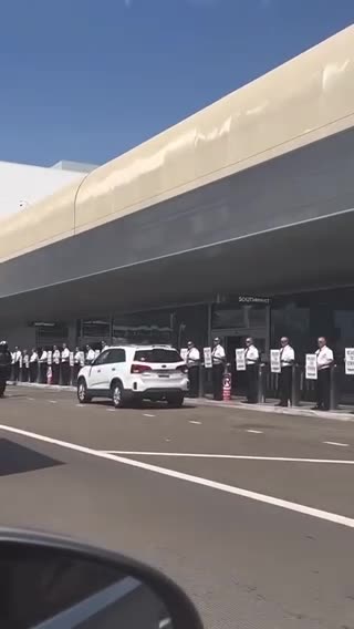 LAX | Do Not Comply (Check Description)