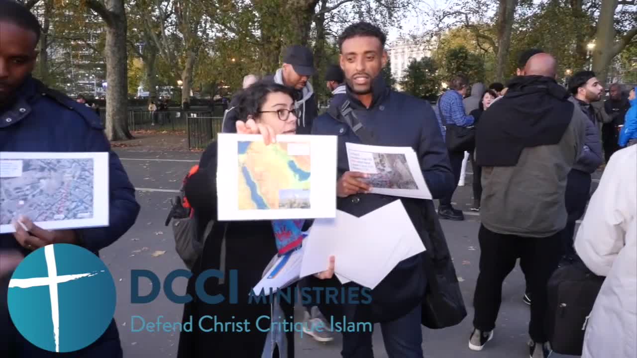 Praying at the Corner DCCI @ Speakers Corner l Hyde Park