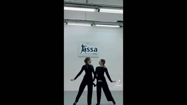 Sexy girls Beautiful sexy dance