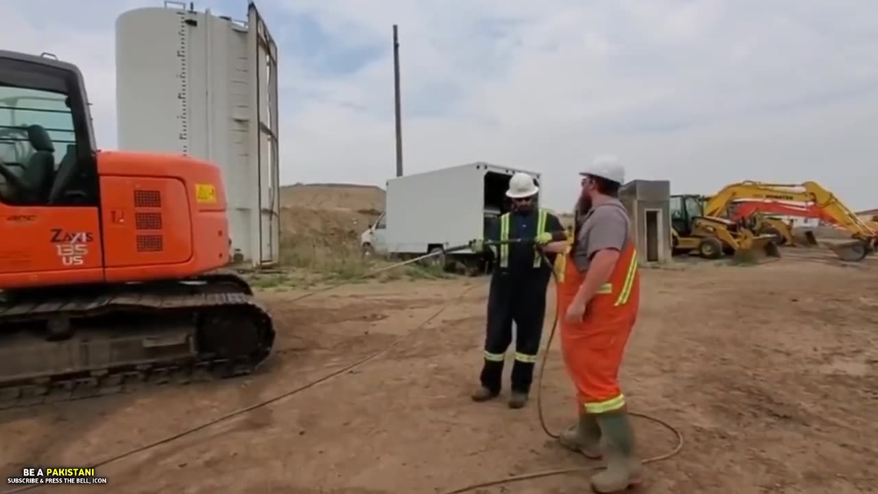 Most Stupid Funny Workers In The World Part 01.