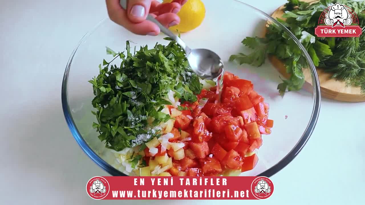 Et ve barbekü için salata ÇOBAN SALATA! Çok Basit Ama Lezzetli!