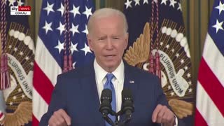 Clueless' Joe Biden 'panics' after Elon Musk question