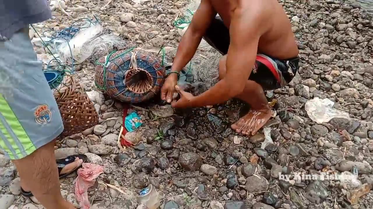 traditional fishing in the forbidden river