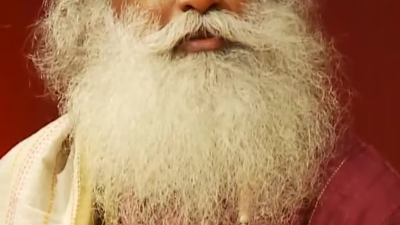 Alone Sadhguru Hindi #shorts #anupamkher