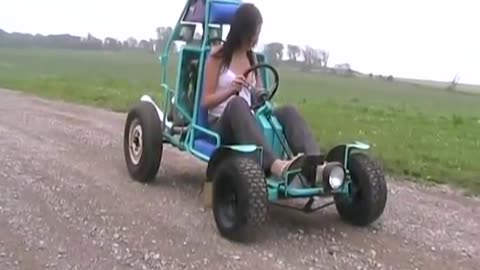 Davidsfarm 1377 Sara drives motorcycle powered gokart