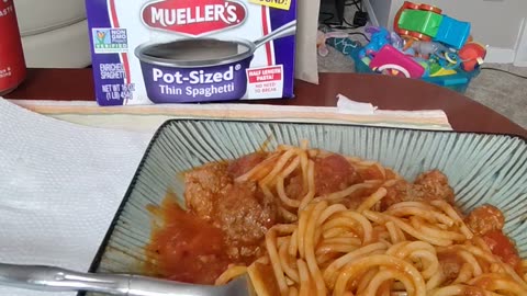 Eating Mueller's Something-Sized Thin Spaghetti, Dbn, MI, 9/3/24