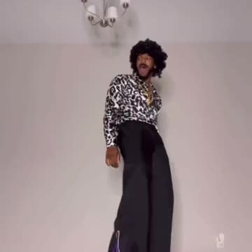 Isso foi ótimo!! Da batida do pé para o cheiro de coca. Cuidado com o Boulos,ele adora coca!