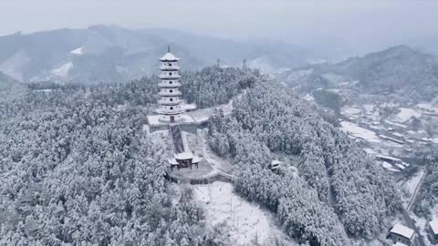 Snow scene; Rivers; hill