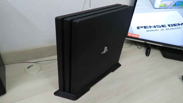 Suporte de Montagem Vertical para Playstation 4 Pro (stand) – AliExpress