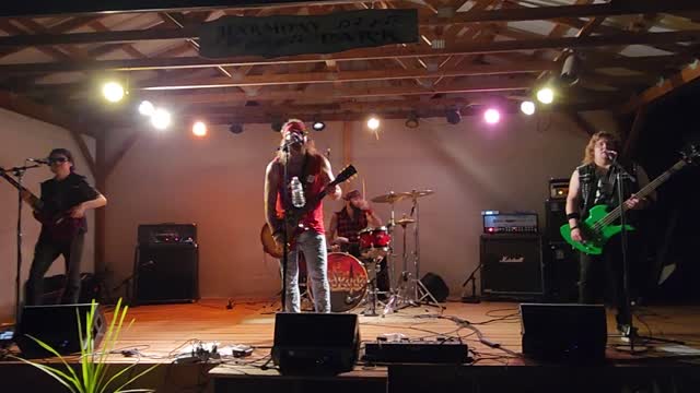 Wyld Ryde "Six Gun Shooter"