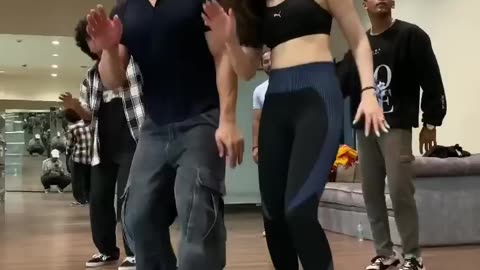 Tiger shroff dance