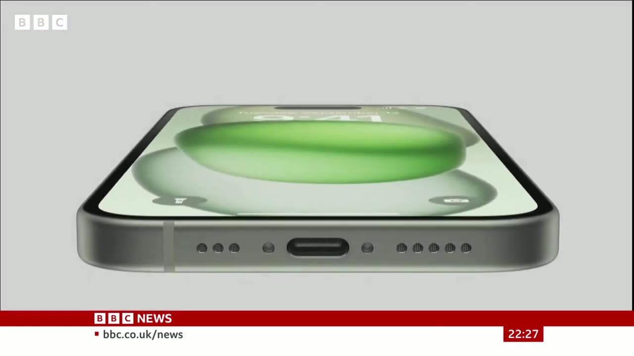 iPhone 15: Apple forced to ditch lightning charger - BBC News