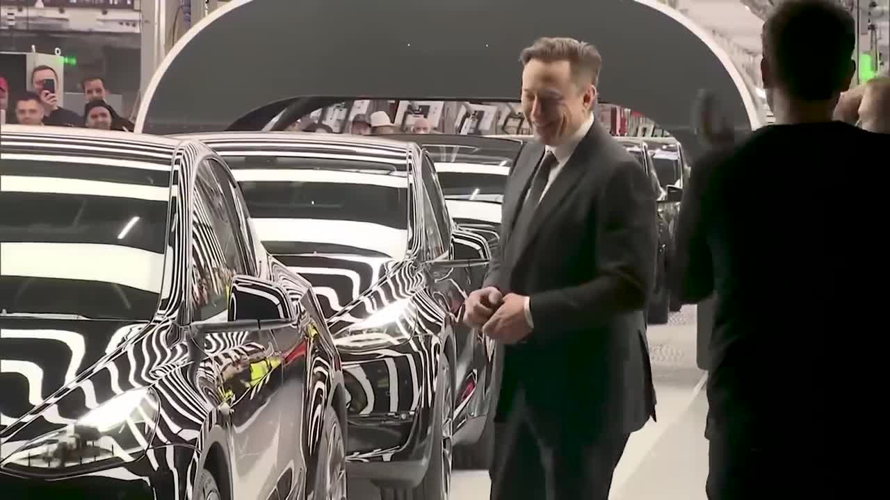 Elon Musk Drone Dance Behind the Scenes at Teslas Delivery Event 2022, Berlin Germany in 4K