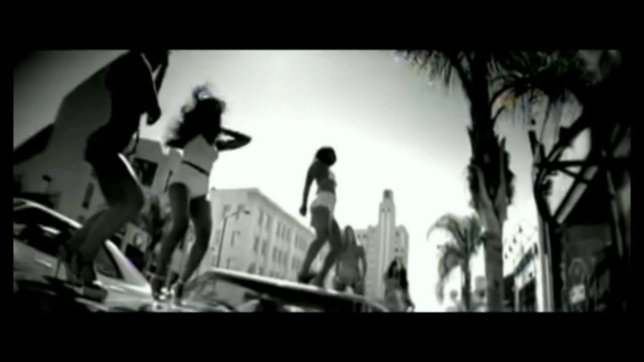 You Oughta Know - Alanis Morisette MASHUP Vivrant Thing - Q Tip Fanedit