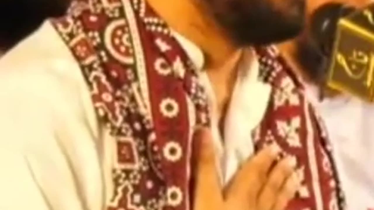 Umar ki shan mein khubsurat ishar