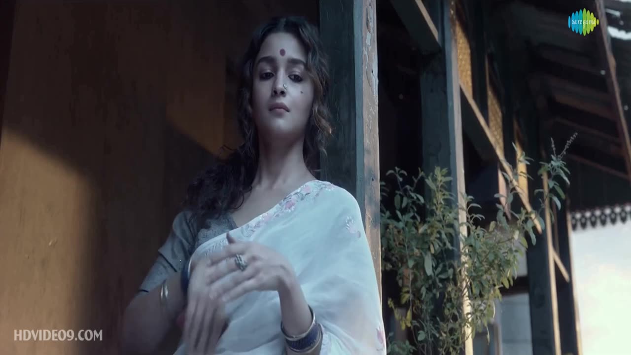 Jab Saiyaan - Gangubai Kathiawadi_HD_720p-(HDvideo9)