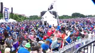Watch What Happens When Someone Shouts ’Gun!” at a Gun Control Rally