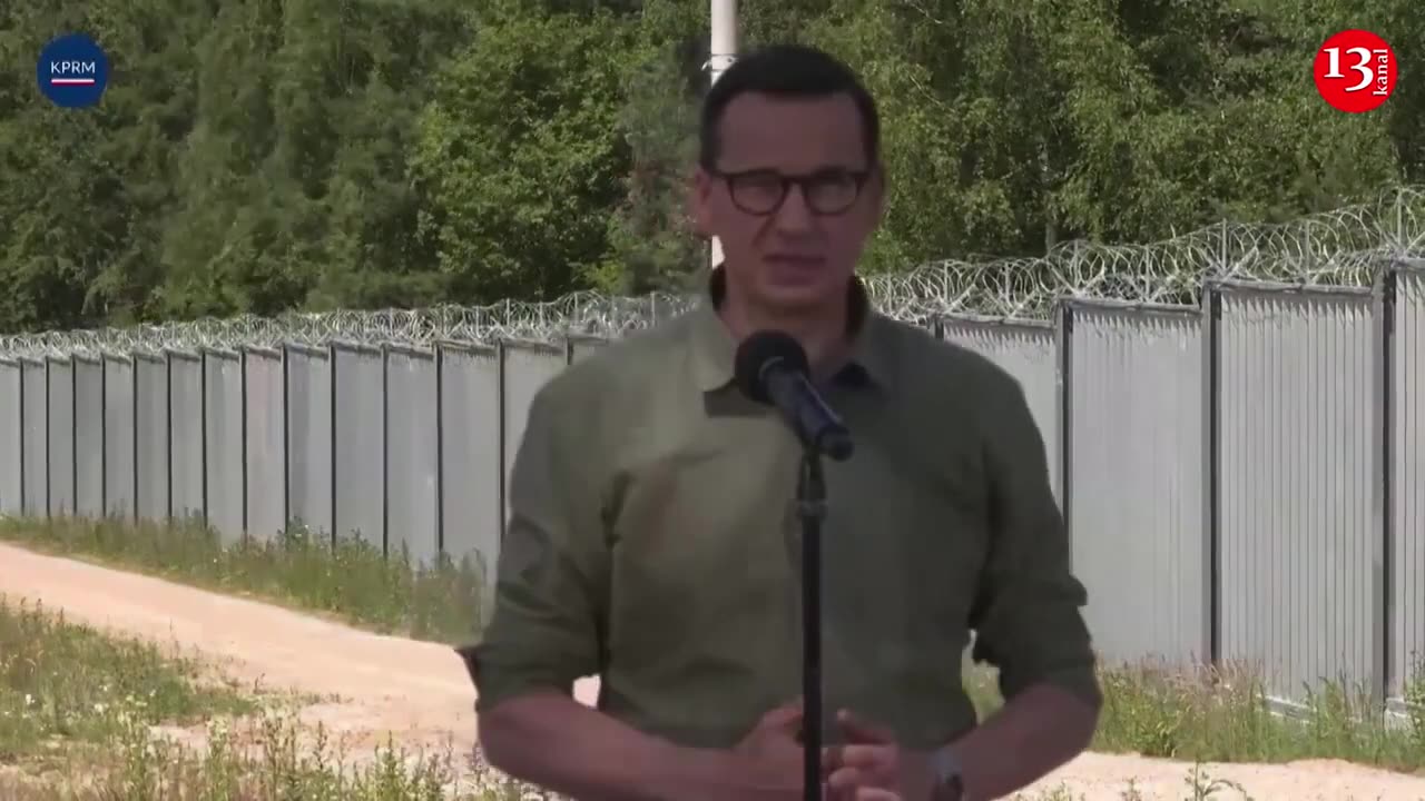 'Lukashenko and Putin can do strange things' - Polish PM says on eastern border