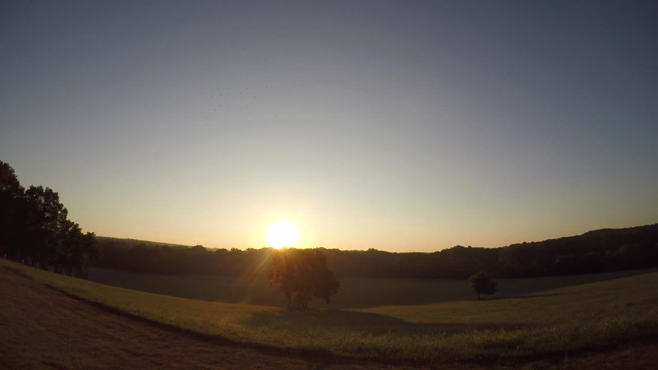 Sun ☀ Rise 7 10 23 56f/13c