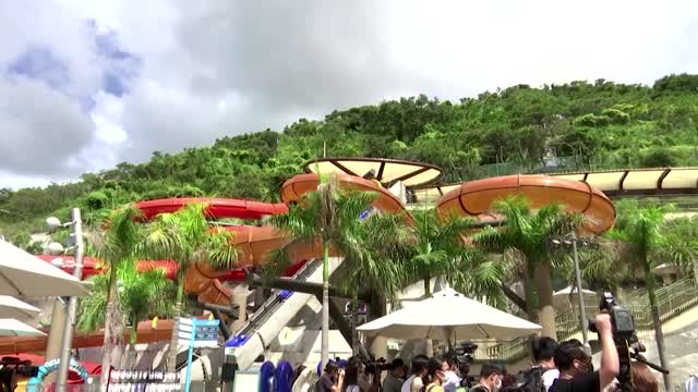 Hong Kong Ocean Park's Water World opens