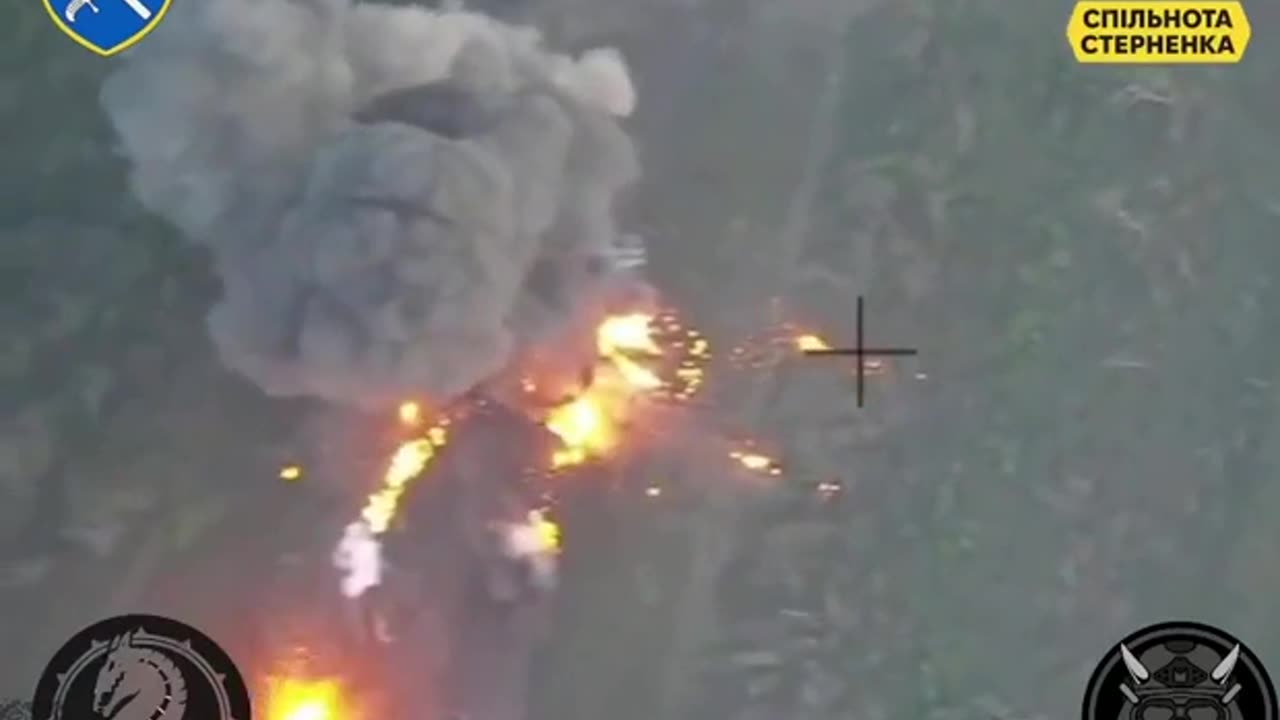 FPV pilots attack a Russian 2S1 Gvozdika 122-mm self-propelled howitzer and a UAZ SUV Hunter