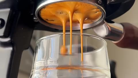 The MOST Satisfying Espresso Video