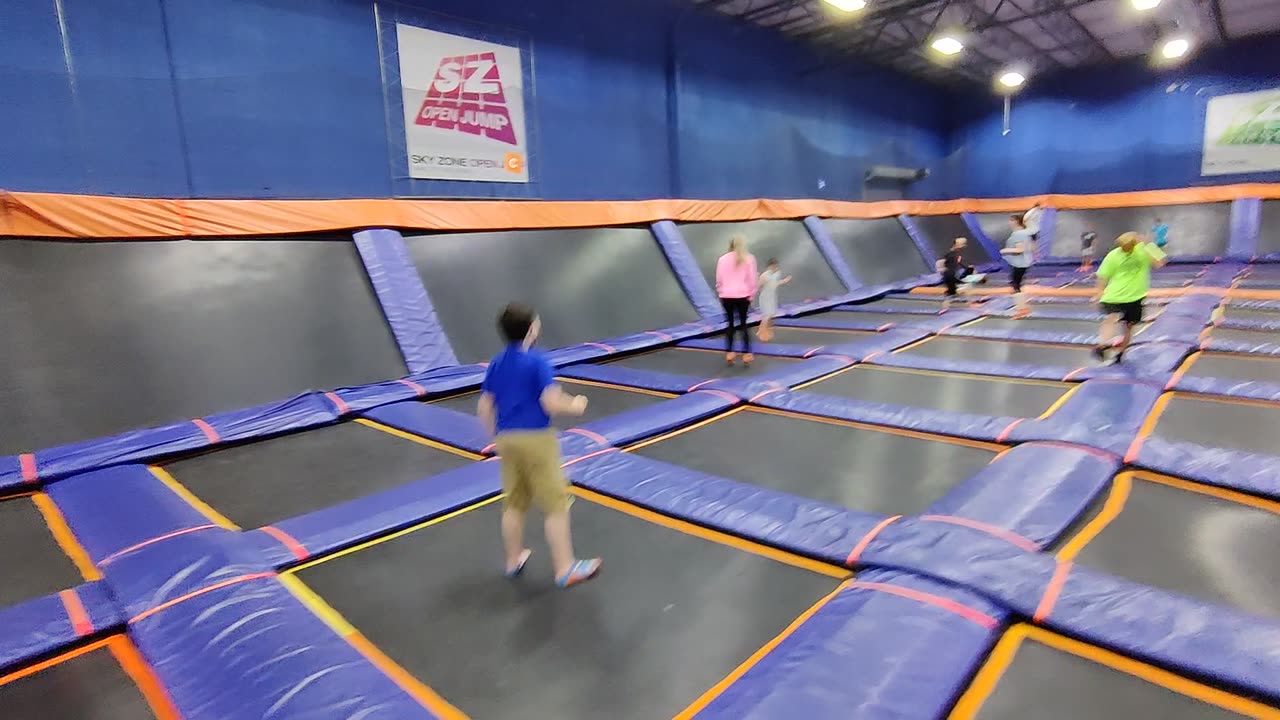 Spencer bouncing sky zone VID_20210703_143732