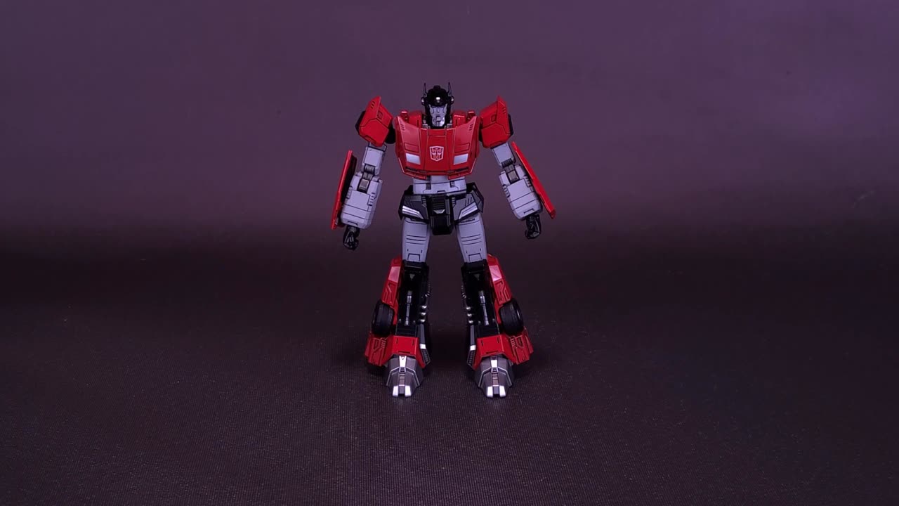 Threezero Transformers Sideswipe MDLX Action Figure