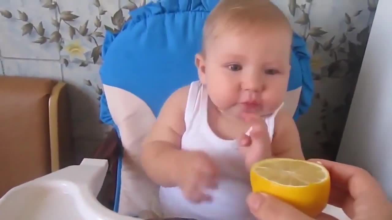 Kids and the lemon 😂 Funny reaction of kids with lemon