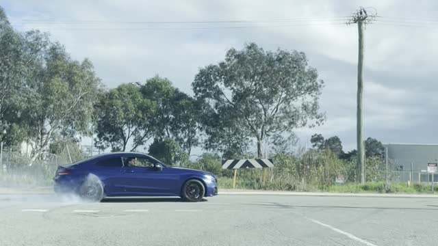 AMG C63S BURNOUT