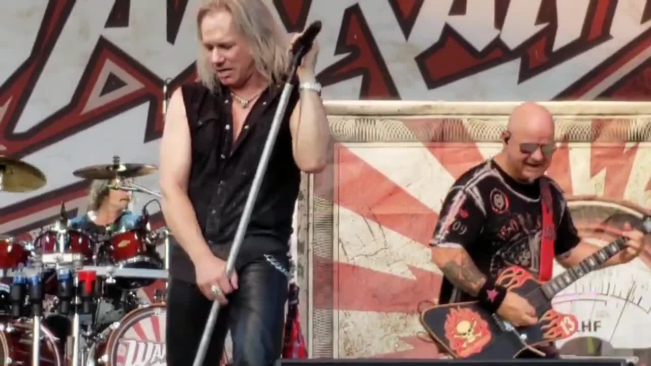 Warrant "Sometimes She Cries"