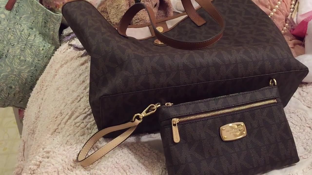 Michael Kors Tote & Wristlet Wallet