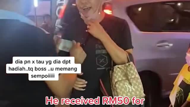 Prata lands on man's face during flipping stunt at a Malaysian restaurant