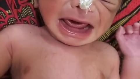 new born baby crying after birth 2023 || very cute and nice look 😄😄