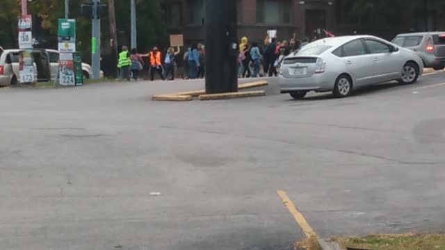 On-going Walker protest...#Akron...westside uck the police, BLM, tying up traffic