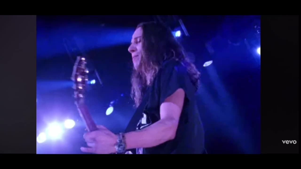 Pearl Jam “Even Flow” (Official Music Video)