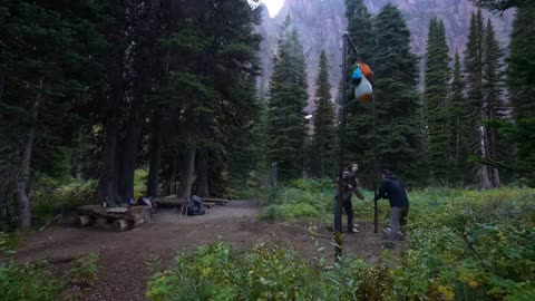 The tent was put up Take a break.