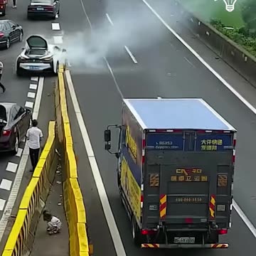 Car breaks down in the middle of the street!