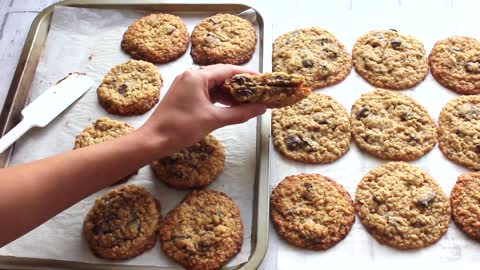 Oatmeal Chocolate Chip Cookies